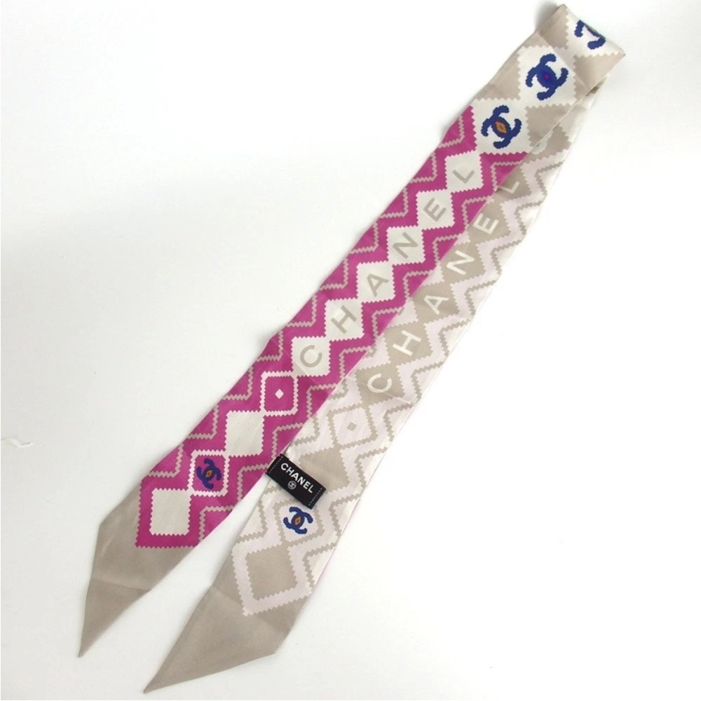 CHANEL Long COCO Mark scarf silk - Picture 2 of 7